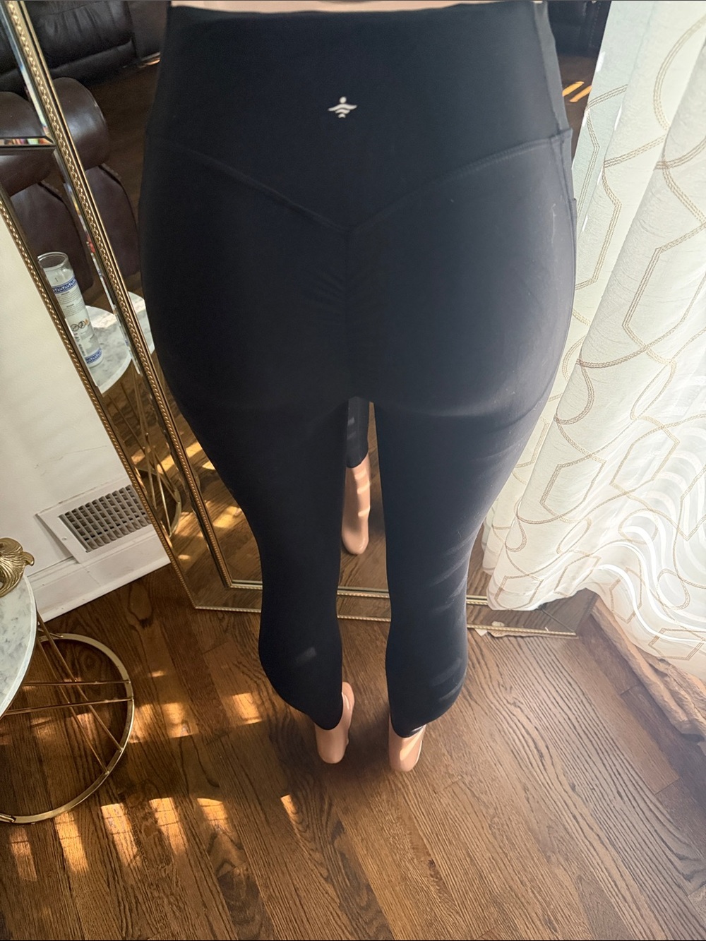 HALARA Black High-Waist Ruched-Back Leggings